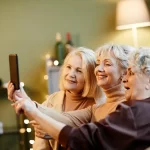 How to Make Friends Quickly in a Retirement Village